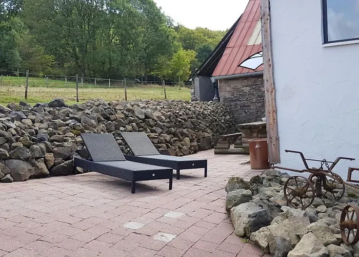 Holiday home Waldhaus Nearby Nuerburgring Bongard