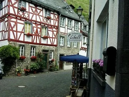 Holiday home Waldhaus Nearby Nuerburgring Bongard